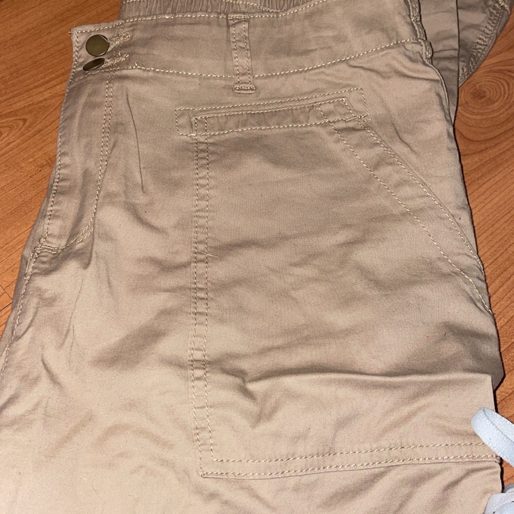 Stylish Tan Cargo Pants